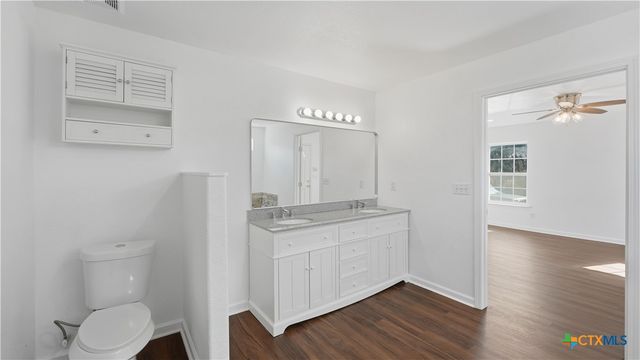 501 Bald Eagle, Canyon Lake, TX 78133