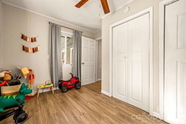 1685 Lynn Road, Columbus, NC 28722