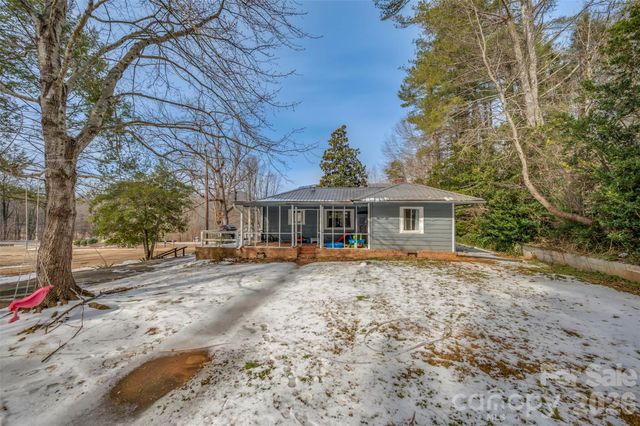 1685 Lynn Road, Columbus, NC 28722