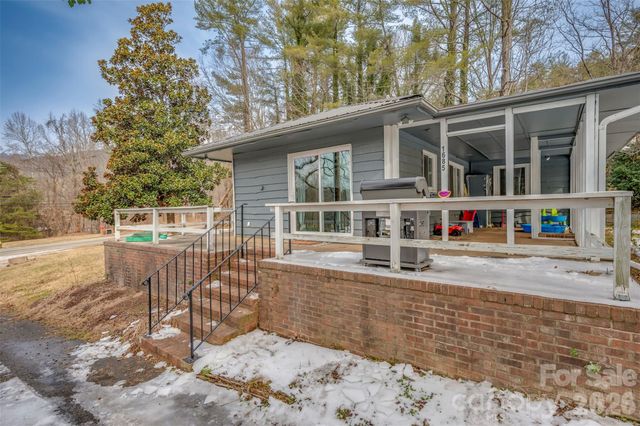 1685 Lynn Road, Columbus, NC 28722