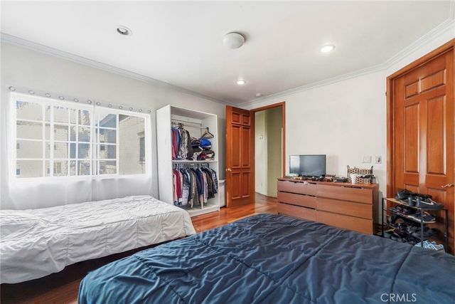 1545 Cambria, Los Angeles, CA 90017