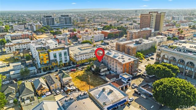 1545 Cambria, Los Angeles, CA 90017