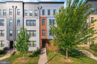 4138 LEGATO RD #50, Fairfax, VA 22033