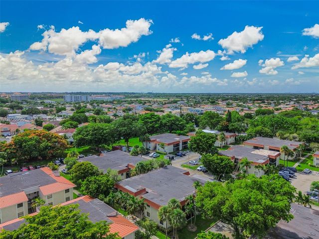 9732 Hammocks Blvd 203-17, Miami, FL 33196