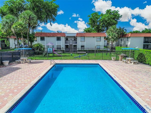 9732 Hammocks Blvd 203-17, Miami, FL 33196