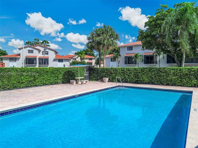 9732 Hammocks Blvd 203-17, Miami, FL 33196