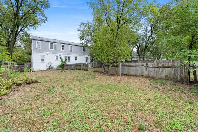 1535-1537 N Holyoke Ave, Wichita, KS 67208