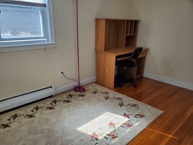 1696 Liberty St, Braintree, MA 02184