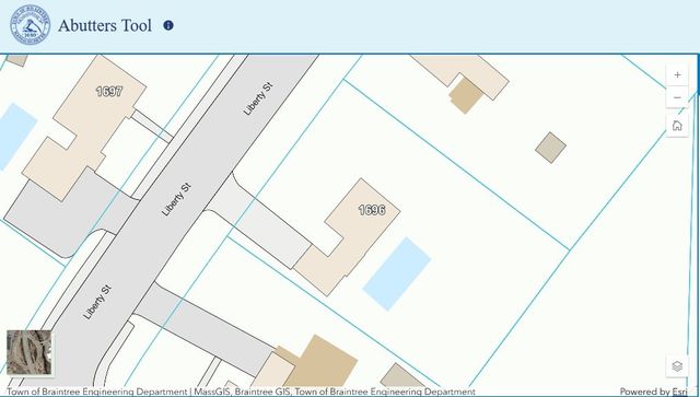 1696 Liberty St, Braintree, MA 02184