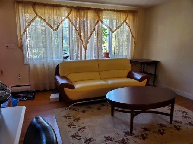 1696 Liberty St, Braintree, MA 02184