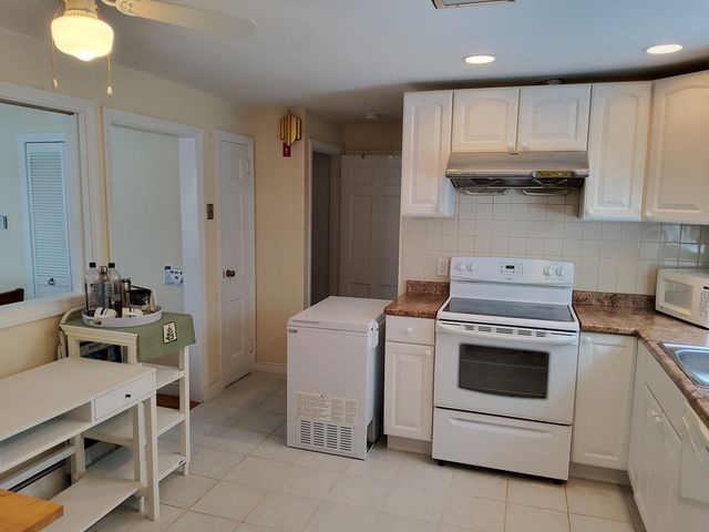 1696 Liberty St, Braintree, MA 02184