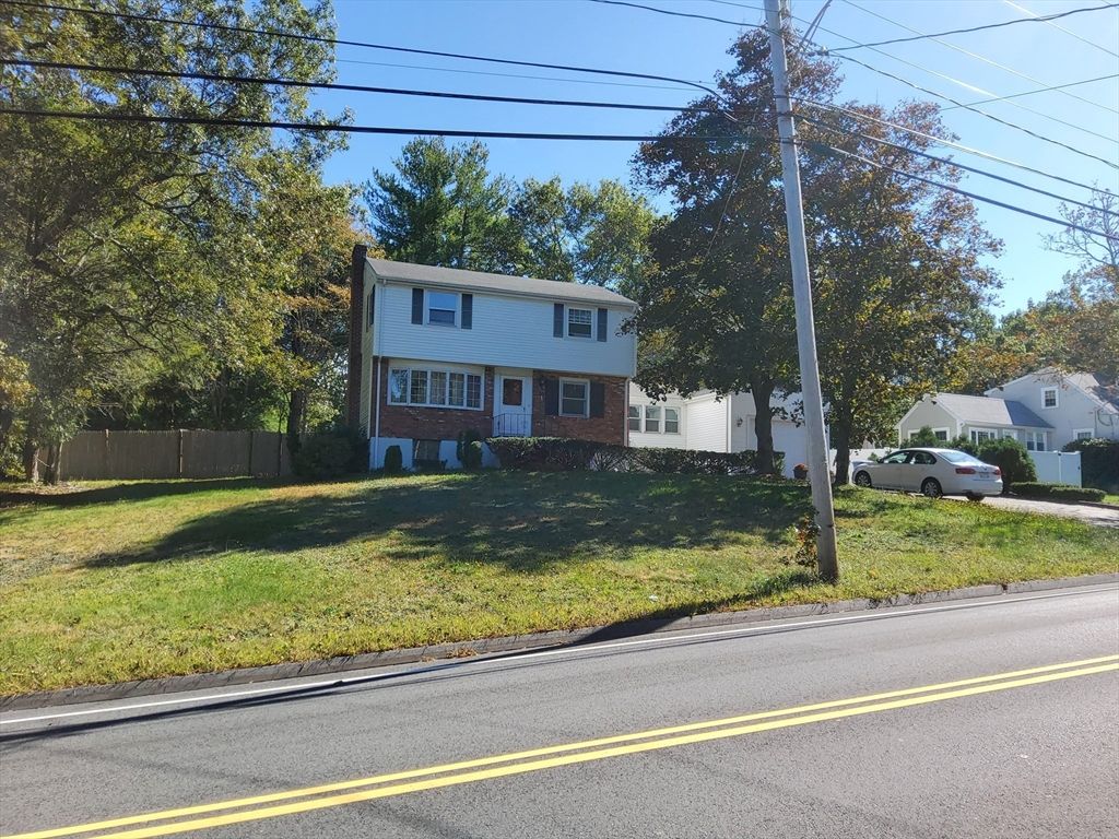 1696 Liberty St, Braintree, MA 02184