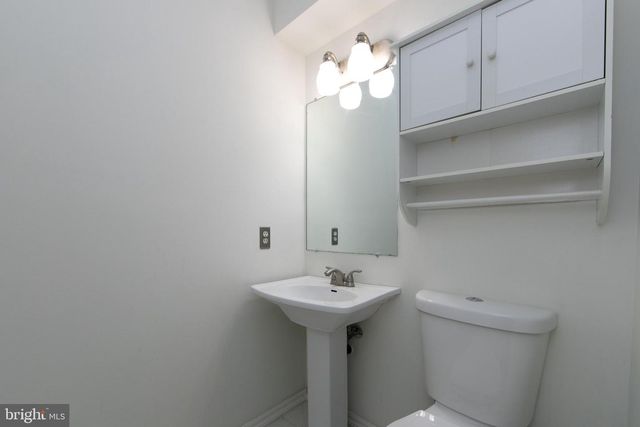 190 S HILL DR, Westampton, NJ 08060