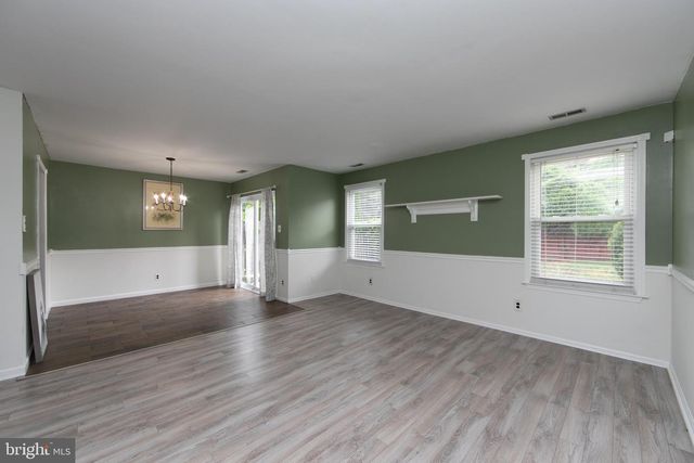 190 S HILL DR, Westampton, NJ 08060