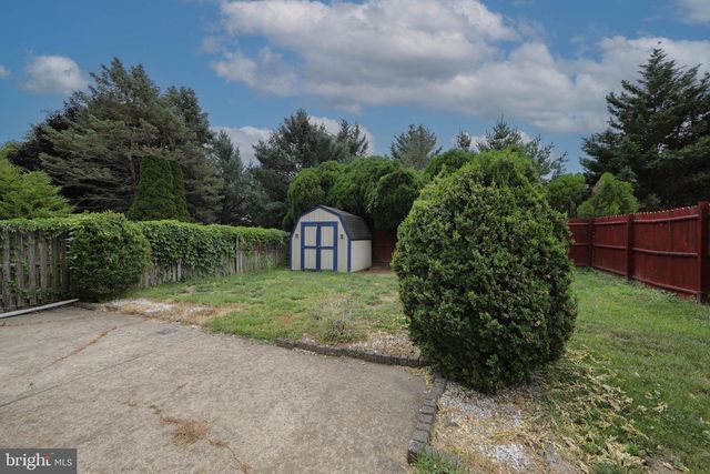 190 S HILL DR, Westampton, NJ 08060