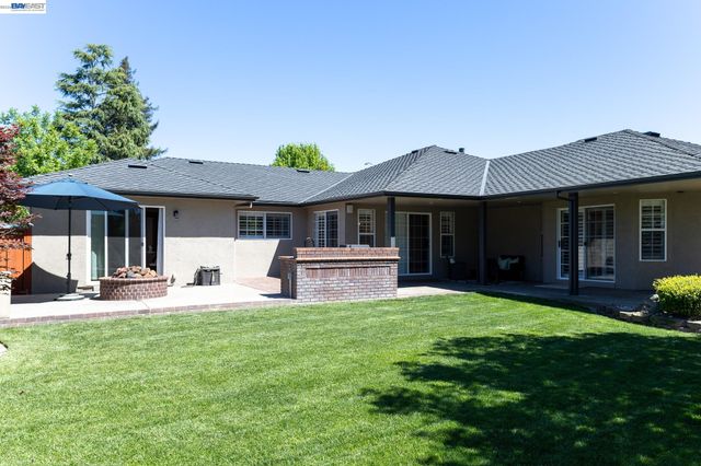 38631 Kimbro Street, Fremont, CA 94536