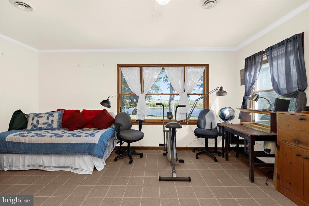 Image 14 of property listing at 7844 SHORE DR, Preston, MD 21655