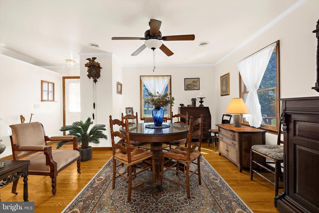 Image 4 of property listing at 7844 SHORE DR, Preston, MD 21655