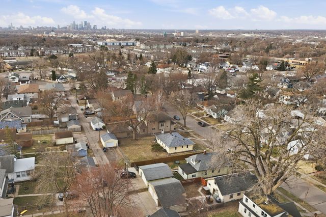 4051 6th Street NE, Columbia Heights, MN 55421