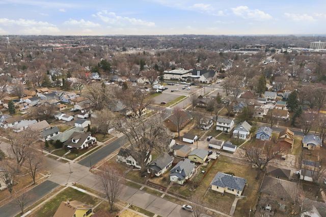 4051 6th Street NE, Columbia Heights, MN 55421