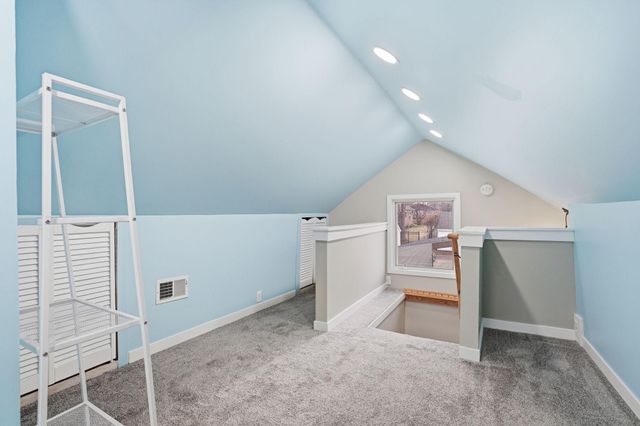 4051 6th Street NE, Columbia Heights, MN 55421