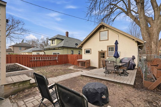 4051 6th Street NE, Columbia Heights, MN 55421