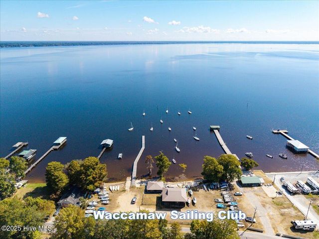 293 White Pine Road, Lake Waccamaw, NC 28450