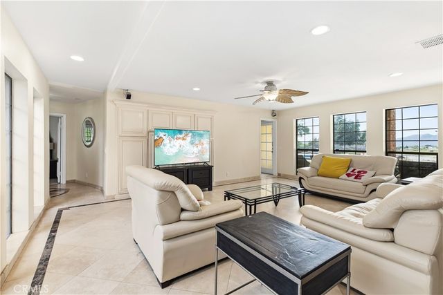 42200 Calle Barbona, Temecula, CA 92592