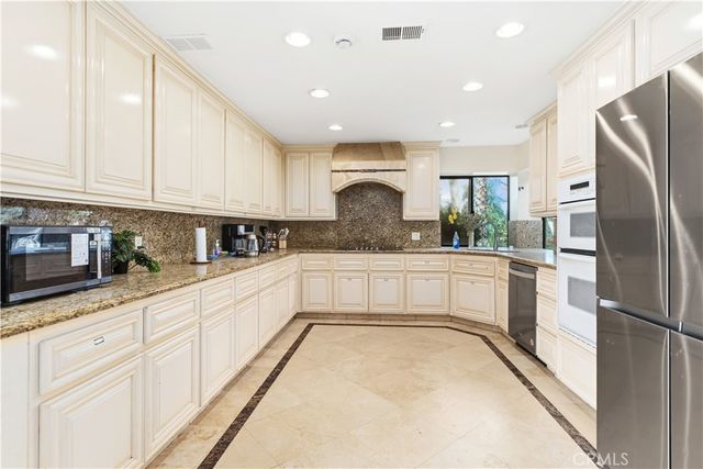 42200 Calle Barbona, Temecula, CA 92592