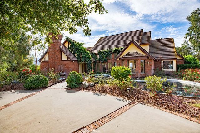 42200 Calle Barbona, Temecula, CA 92592