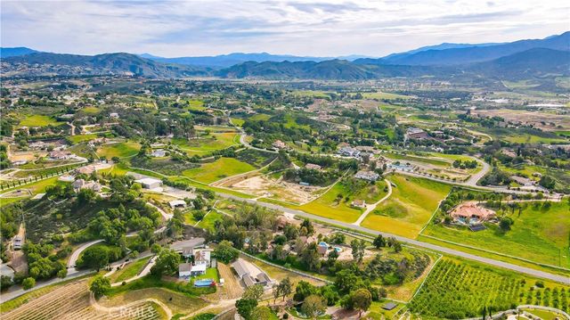 42200 Calle Barbona, Temecula, CA 92592