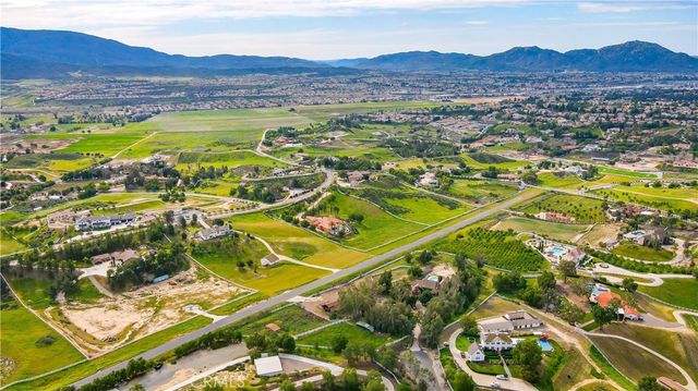 42200 Calle Barbona, Temecula, CA 92592