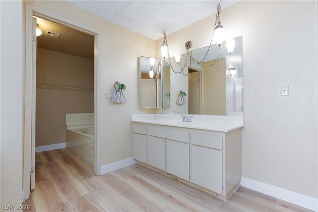 2201 Alia Court, Las Vegas, NV 89102