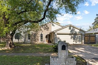 6830 Deer Ridge Lane, Houston, TX 77086