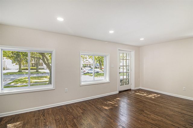 20234 Champaign Street, Taylor, MI 48180