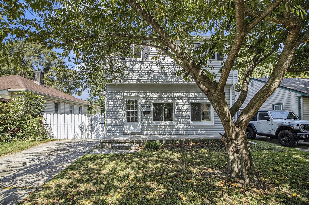 20234 Champaign Street, Taylor, MI 48180