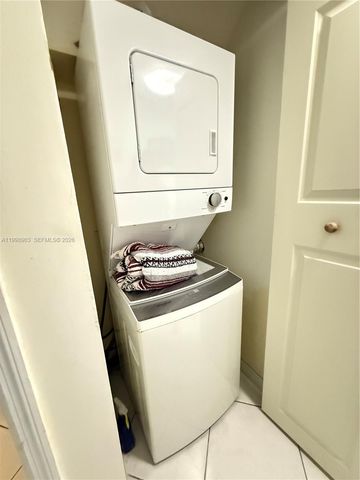 12605 SW 91st St 219, Miami, FL 33186