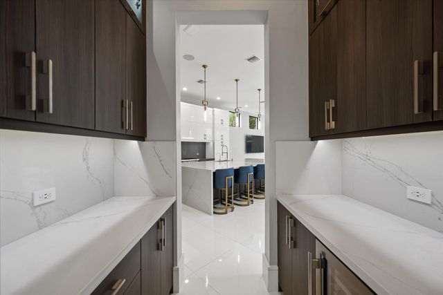 2186 Stotesbury Way, Wellington, FL 33414