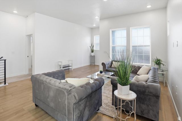 6149 W MOON VALLEY DRIVE DR, South Jordan, UT 84009