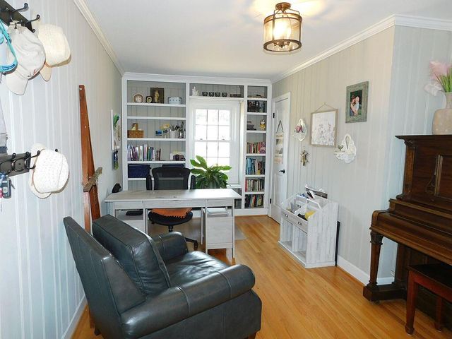 2007 Darlington RD, Roanoke, VA 24018