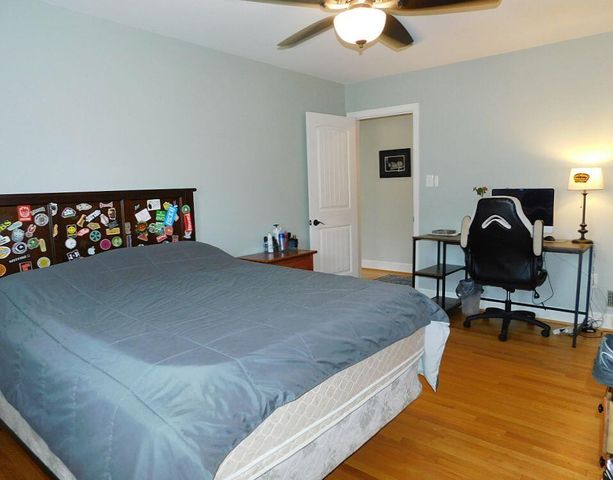 2007 Darlington RD, Roanoke, VA 24018