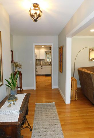 2007 Darlington RD, Roanoke, VA 24018