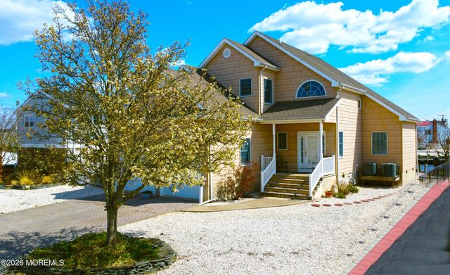 232 Montclair Road S, Barnegat, NJ 08005