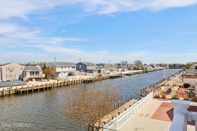 232 Montclair Road S, Barnegat, NJ 08005