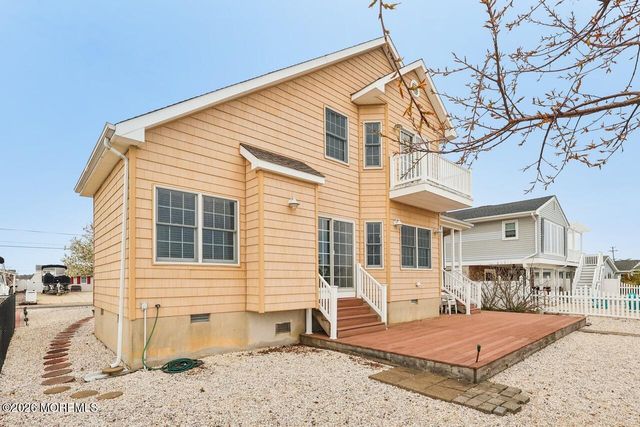 232 Montclair Road S, Barnegat, NJ 08005