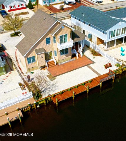 232 Montclair Road S, Barnegat, NJ 08005