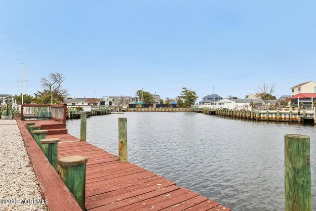 232 Montclair Road S, Barnegat, NJ 08005