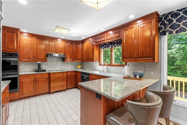 107 Archers Hope RD, Williamsburg, VA 23185
