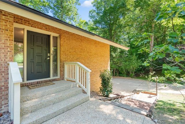 107 Archers Hope RD, Williamsburg, VA 23185