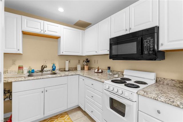 107 Archers Hope RD, Williamsburg, VA 23185